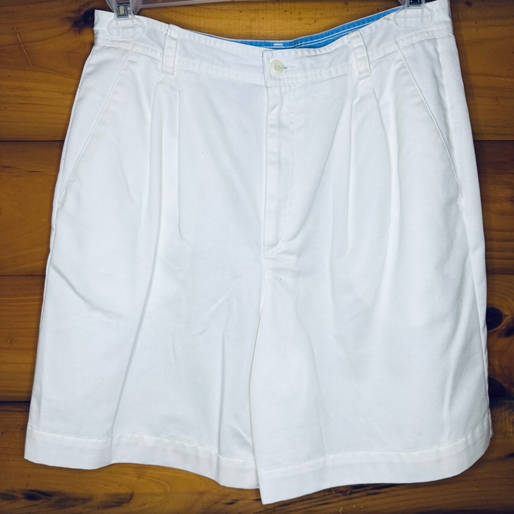 Liz Claiborne White High-Waist Pleated Mom Shorts Vintage